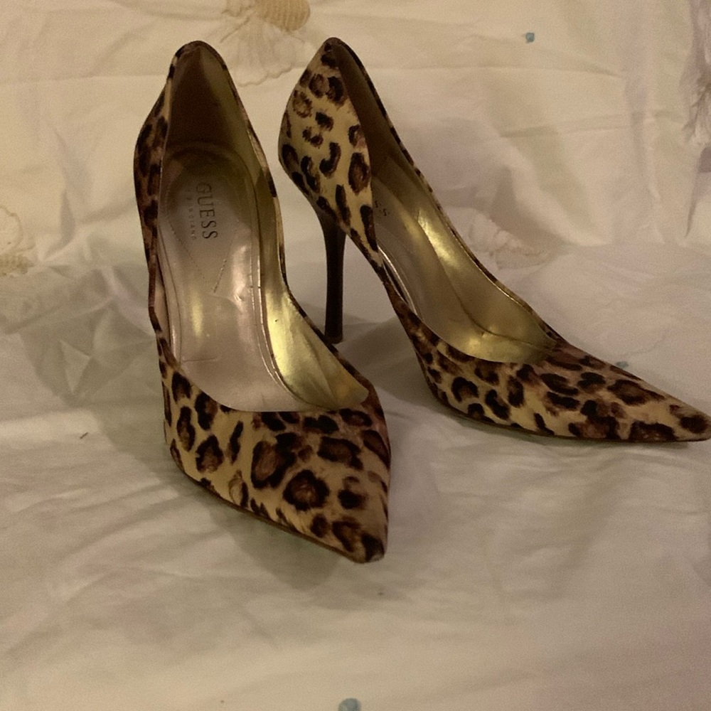 Vintage Guess Heels Size 8